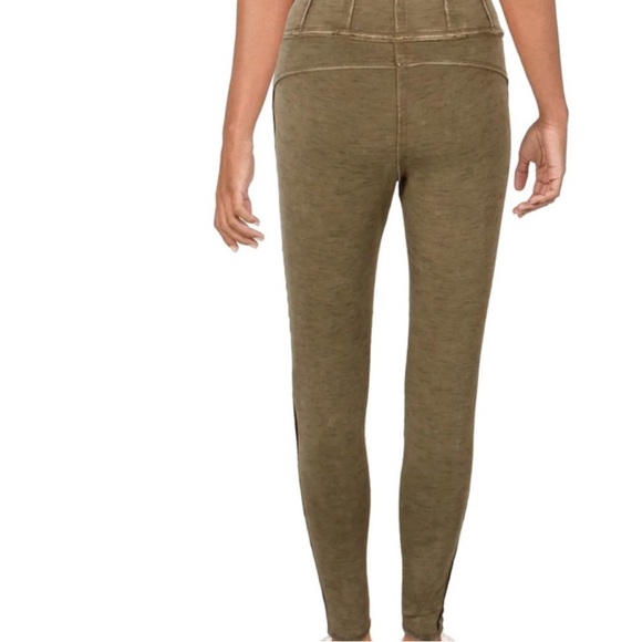 Free people movement leggings - Picture 2 of 5